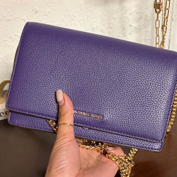 Michael Kors Violet Crossbody Bag - Picture 5 of 7